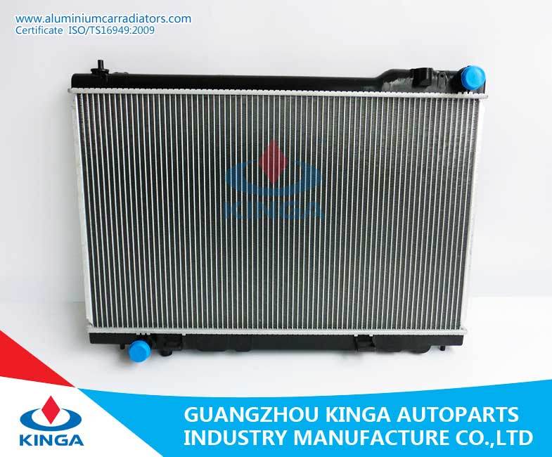 Aluminum Radiator Special for Nissan Infiniti'03-05 Fx45 Mt with Plastic Tank