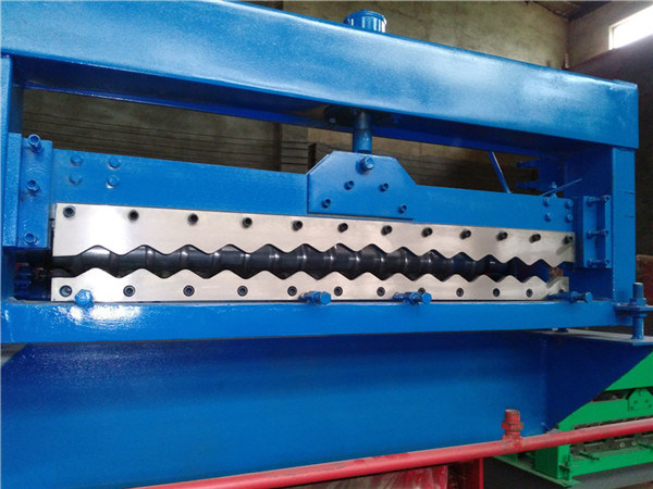 Corrugated Iron Sheet Metal Roof Tile Roll Forming Machine
