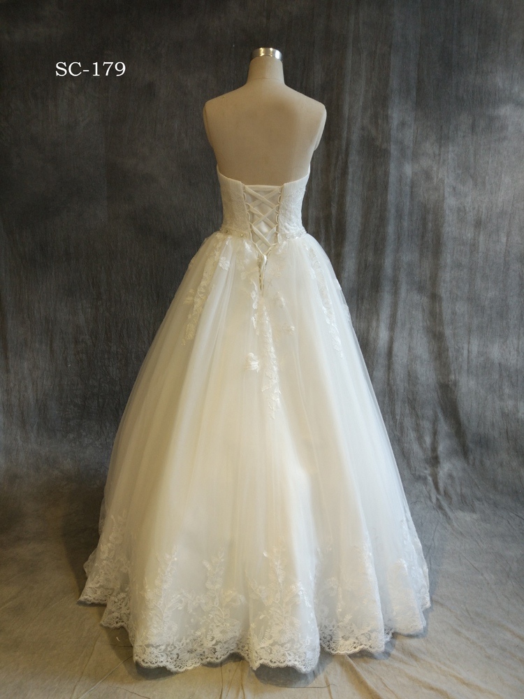 New Arrival Lace Fabric White Women Wedding Dress