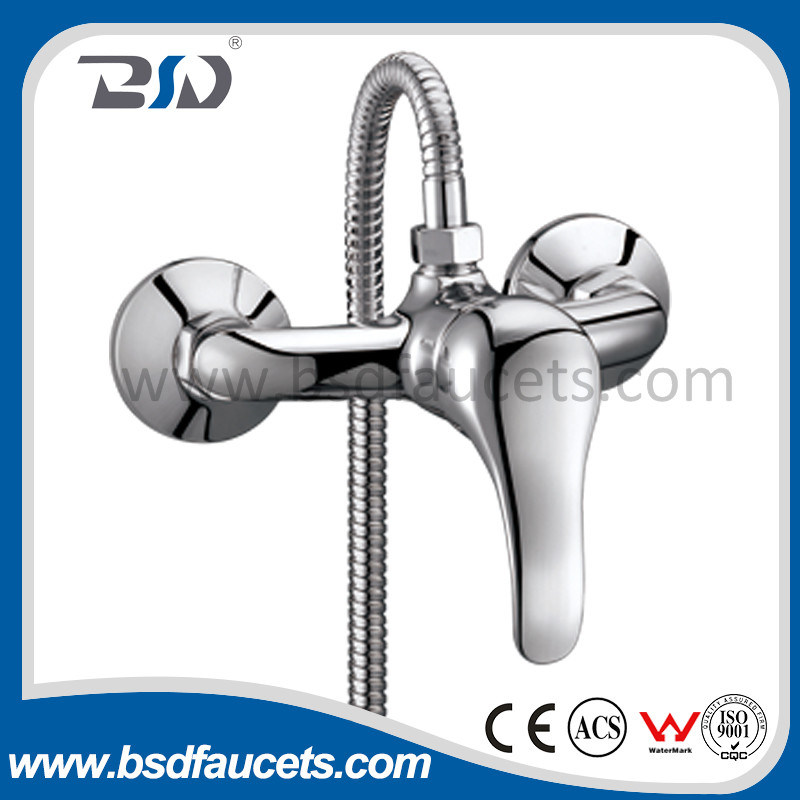 Wall Mount Bathtub Brass H&C Faucet Mixer with Single Handle