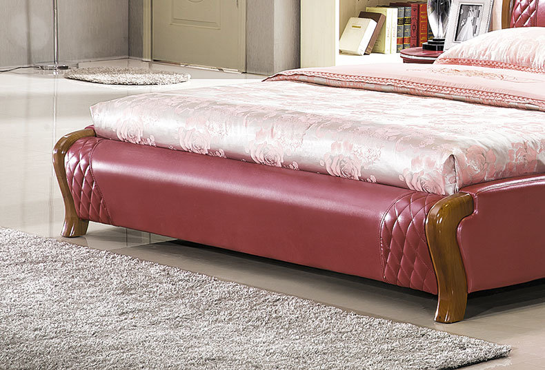 A1039 Real Wood Classic Design Red Single Leather Bed