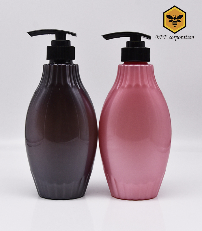 Cosmetic Shampoo Bottle Plastic Container Pet Box (WX-2-B-560)