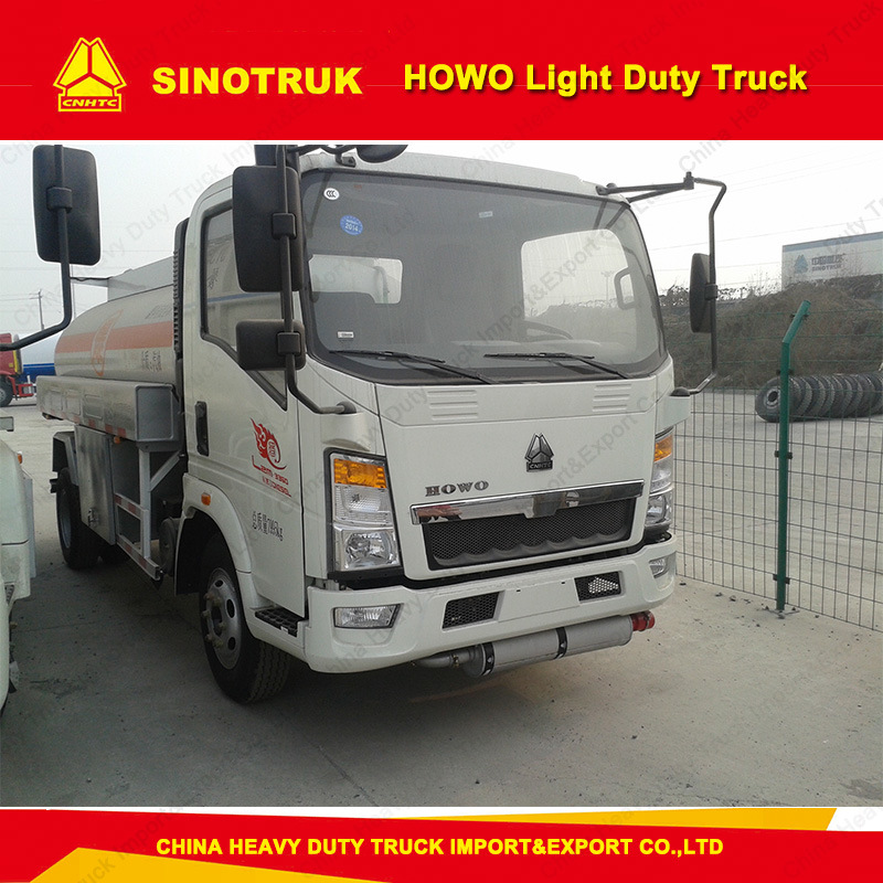 China Manufacture Light 5m3 4t Oil Truck Tank Fuel Truck