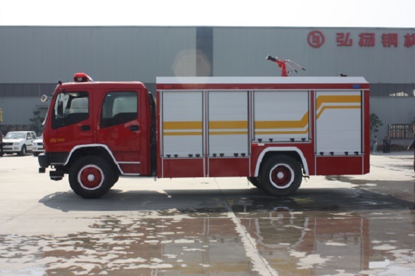 Isuzu 4X2 8, 000 Litres Water Tank Fire Fighting Trucks