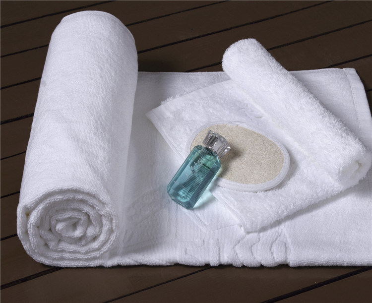 Cotton White Jacquard Embossed Woven Logo Hotel Towel