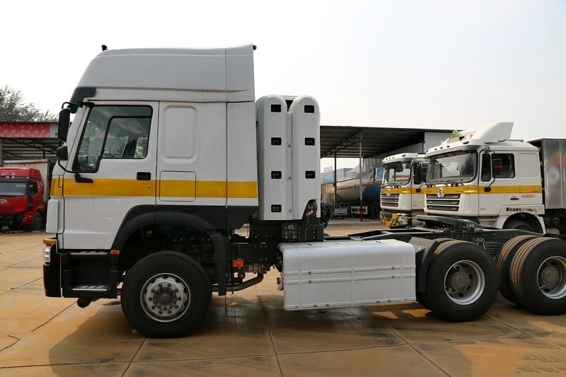 China Sinotruck HOWO 6X4 Heavy Truck Main for Southeast Asia Market