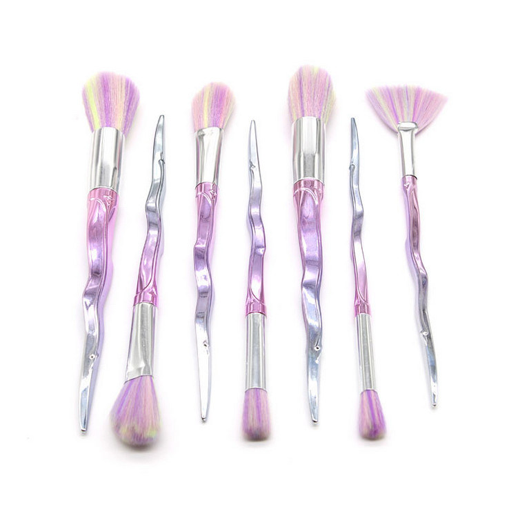 2018 New 7PCS Flower Stick Plastic Handle Cosmetic Brush