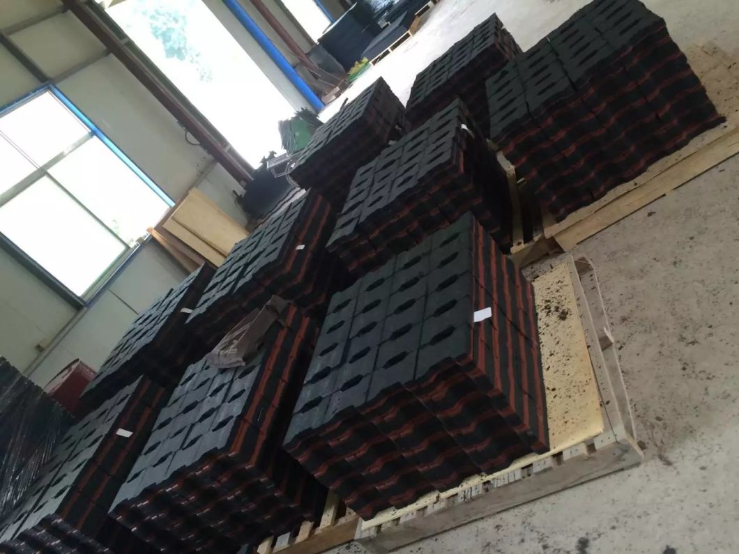 Square Type Colorful Rubber Powder Floor Tile