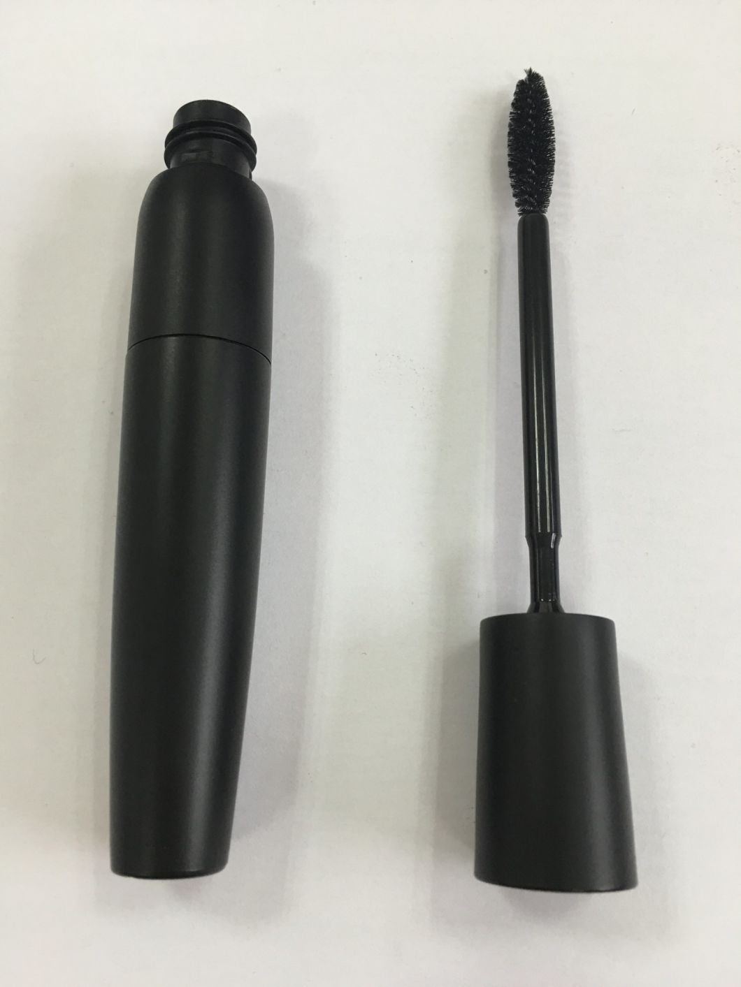 Two Step Mascara Container