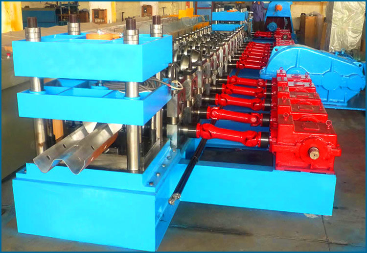 Guardrail Highway Roll Forming Machine