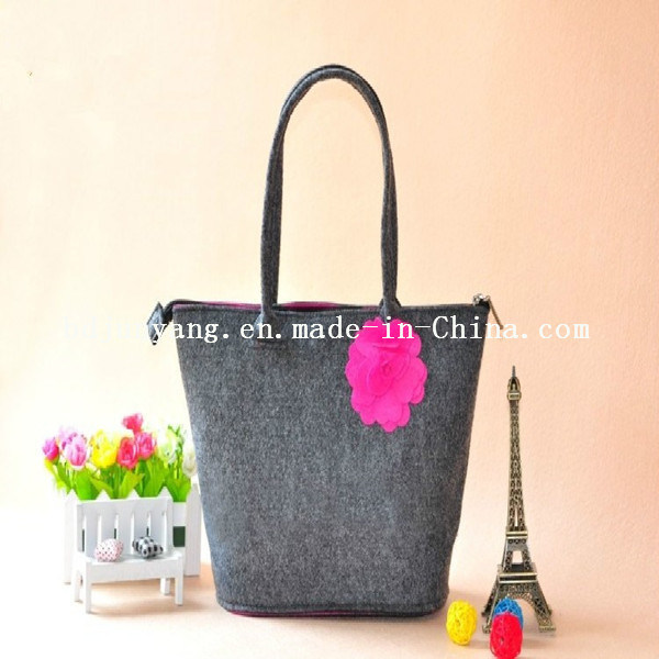 Fashion Cosmetic Bag for Hot Selling Felt Cosmetic Bag