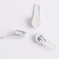 No. 7 7# Auto Lock a/L Zipper Slider for Nylon Zippers