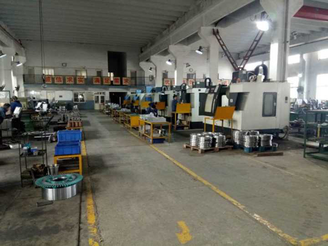 Casting Construction Machinery Parts, Agricultural Parts, Auto Parts, Truck Parts, Train Parts, Valve Parts and Some Other Mechanical Cating