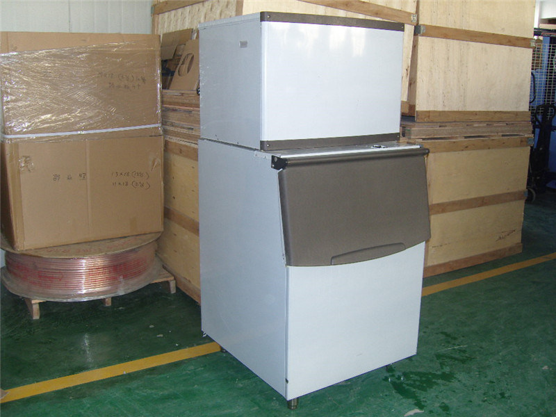 Split Type Regular Size Ice Machine 230kg/Day Cube Ice Machine