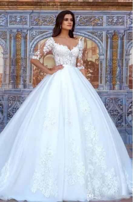 V-Neckline Bridal Dress Lace Tulle 3/4 Sleeves Plus Size Wedding Dresses F60