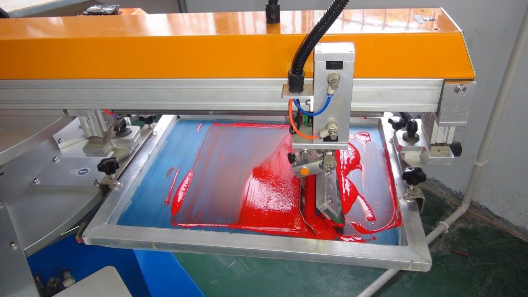 Round Shape Automatic Double Colour Screen Printer.