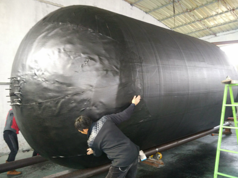 Pneumatic Marine Rubber Fender (CCS, ABS, LR, GL, CE Certification)