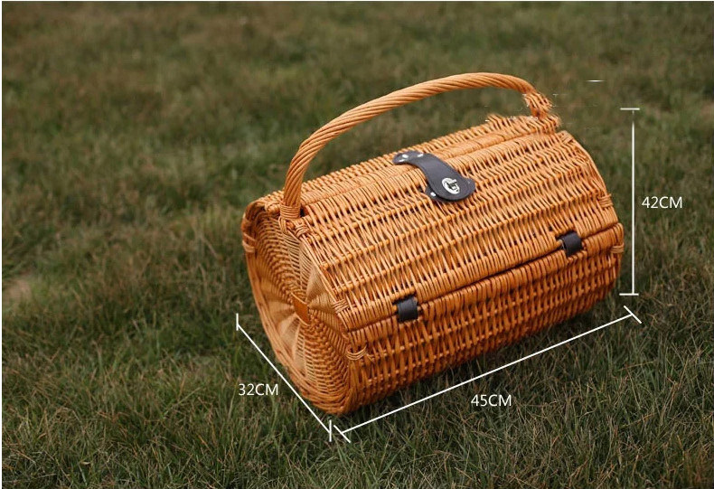 Eco-Friendly 4 Person 100% Handmade Willow Picnic Basket