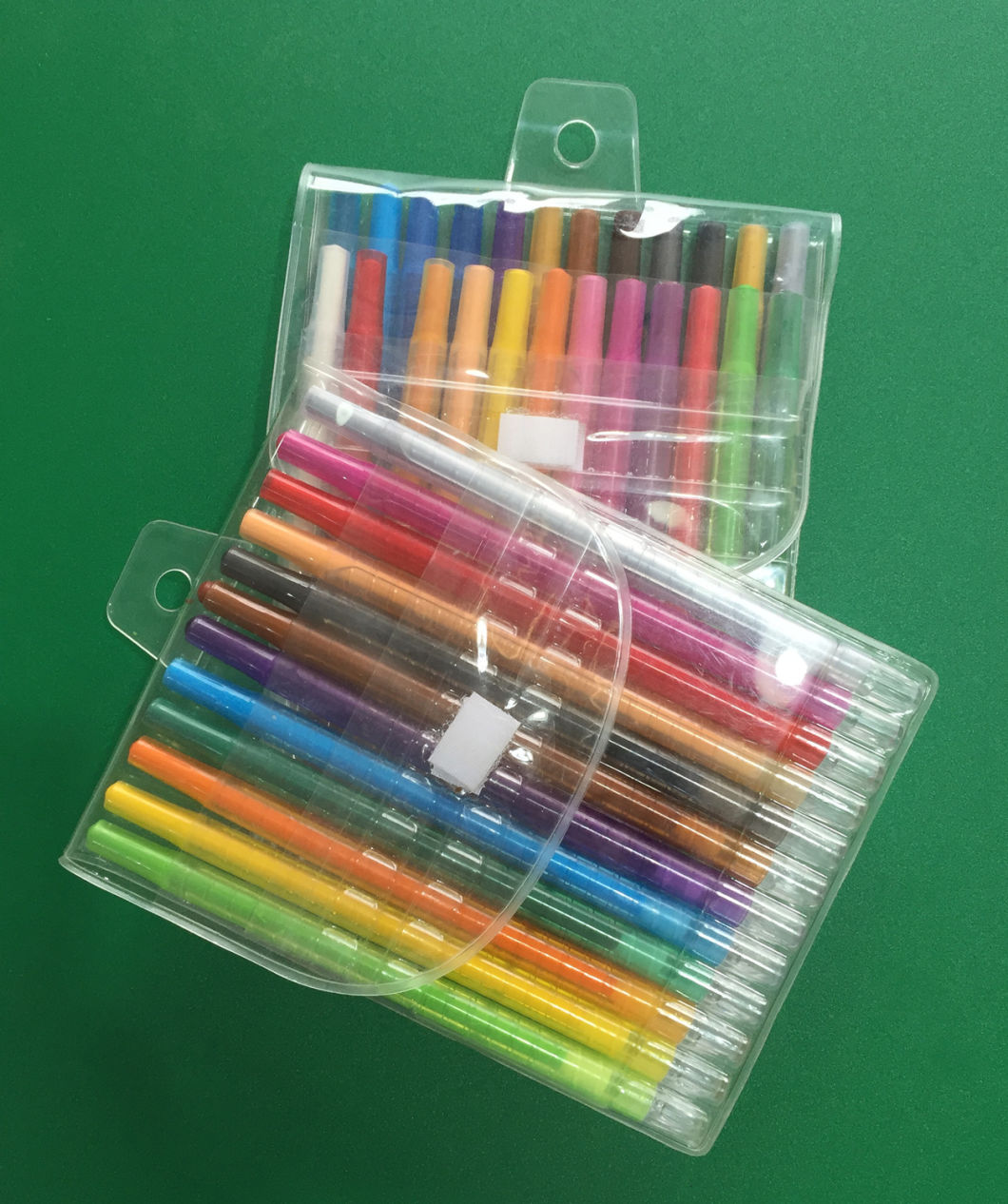 Non-Toxic Clear Plastic Twistable Wax Crayons Pen Set
