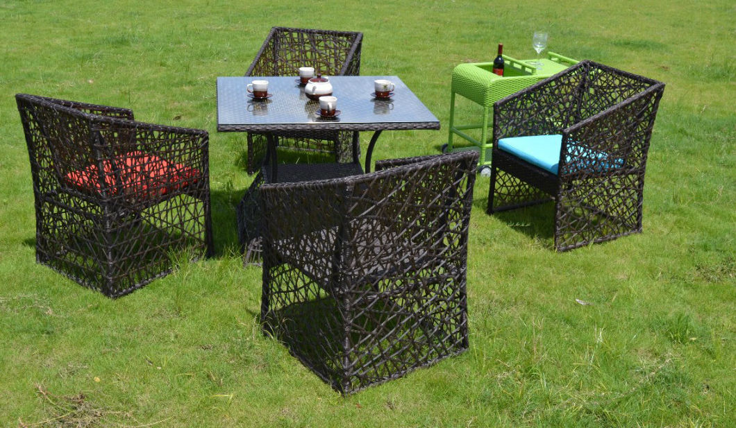 2018 New Design Rattan Wicker Outdoor Leisure Table Set Furniture