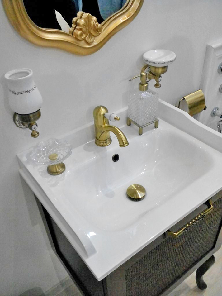 Popular Bathroom Accessories Wash Basin Waste