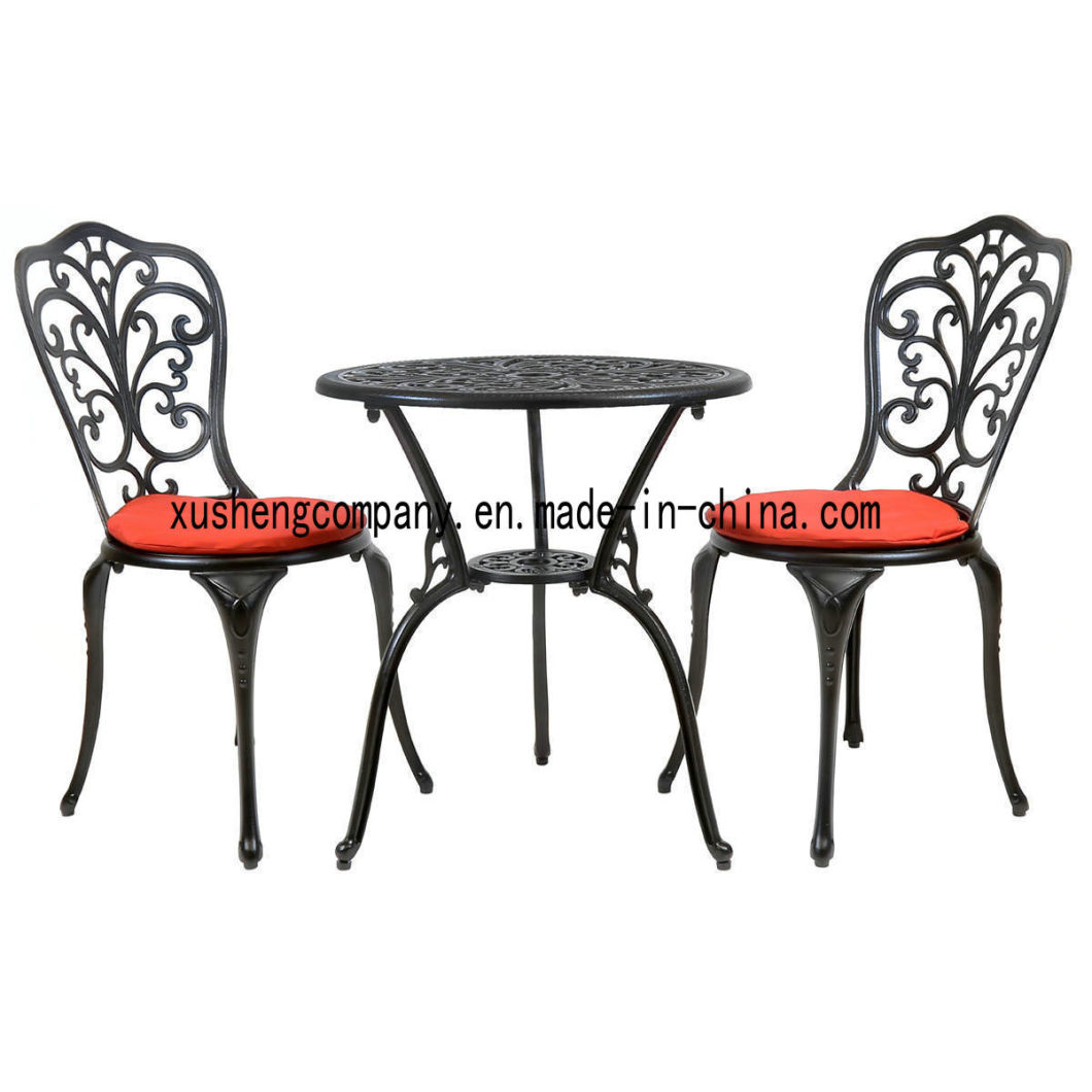 Vintage Style Garden Cast Aluminum Table and Chairs
