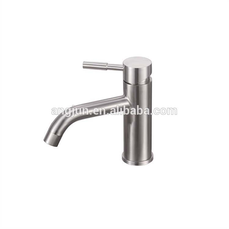 High Quality Fashion Style SS304 Brushed Kitchen Aqua Sink Faucet