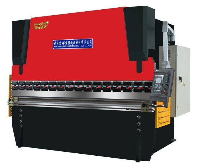 Professional Manufacture CNC Press Brake Stamping Hydraulic Press Machine