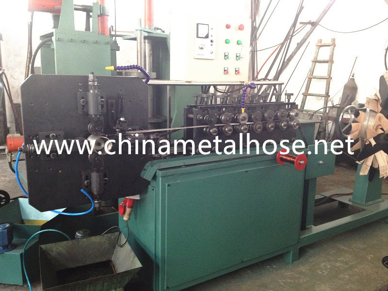 Stainless Steel Big Diameter Interlock Hose Making Machine