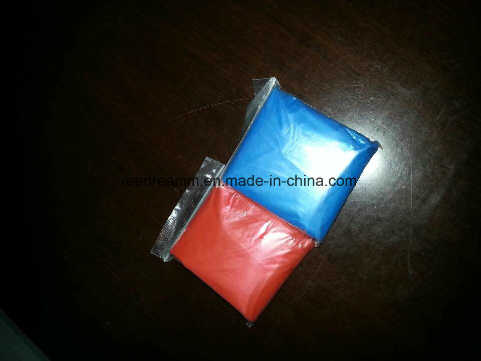 China Supplier Xiantao Factory 0.02mm PE Disposable Rain Coat with Hood Manufacturer
