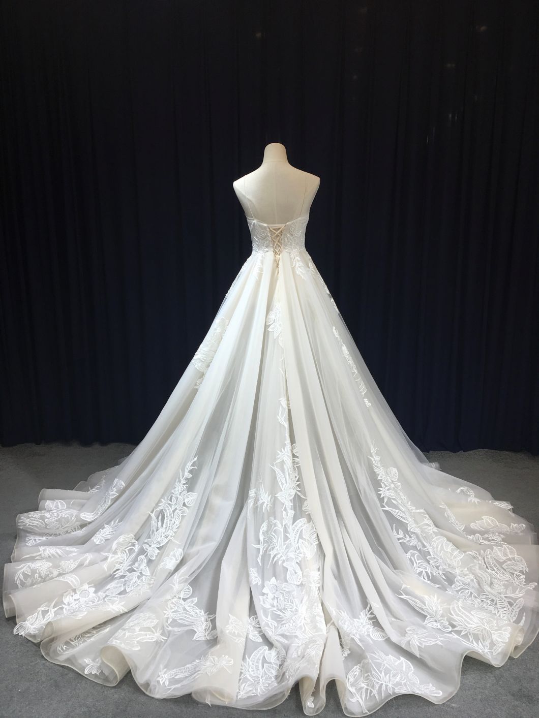 Aoliweiya Custom Made Sketch Elegant Lace Wedding Dress