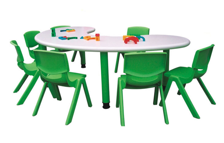 Cheapest Kids Plastic Table and Chair for Sale (HLD-2302)