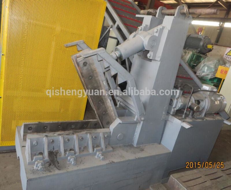 Waste Tyre Crusher / Scrap Rubber Cracker / Tire Shredder Xkp-560