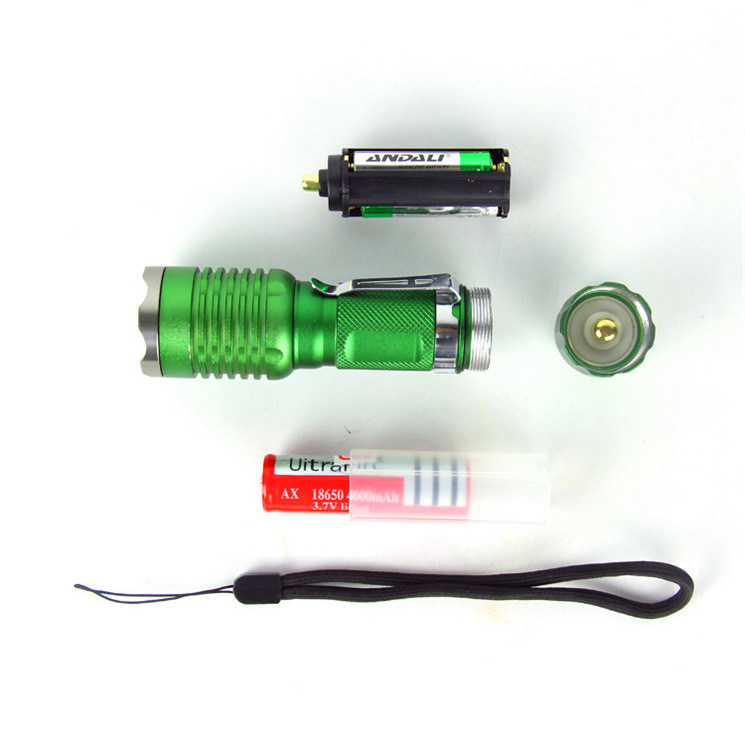 Zoomable AA Dry Battery Brightest Flashlight with Breaking Hammer