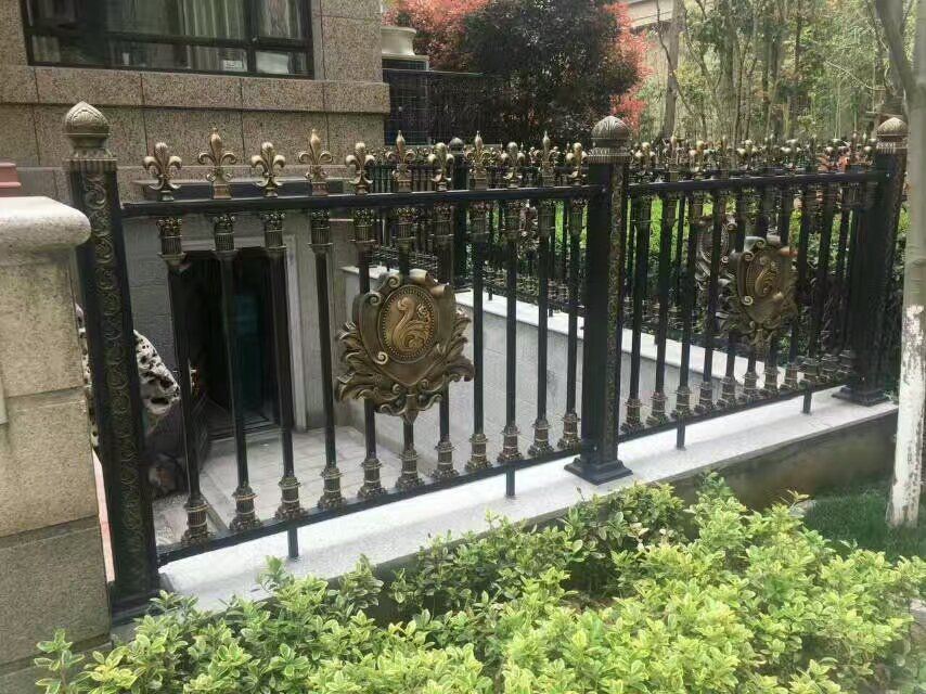 Iron Wrought Aluminium Garden Fence/Gate Fence