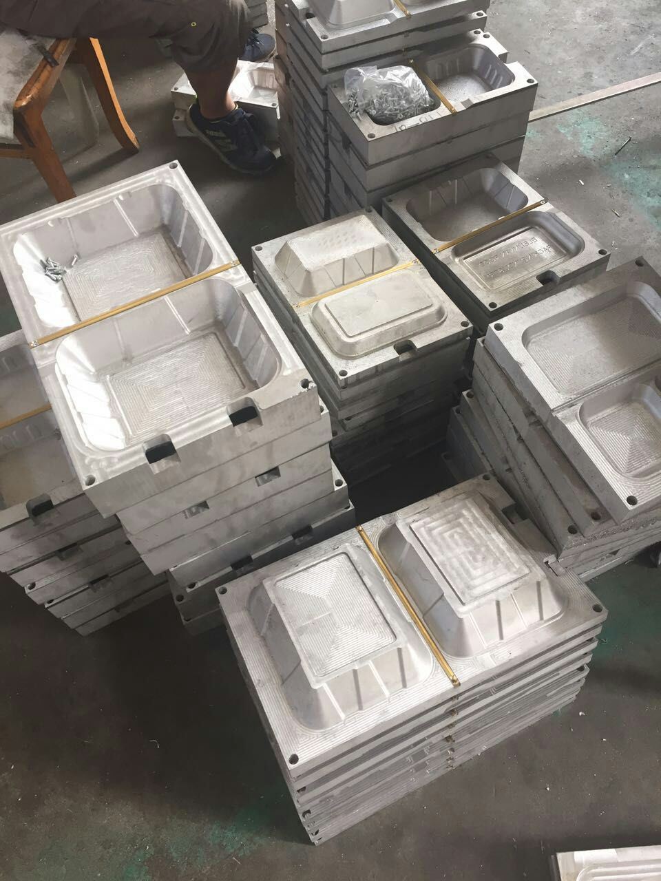 Molded Container Mould PS Fast Food Container Machine