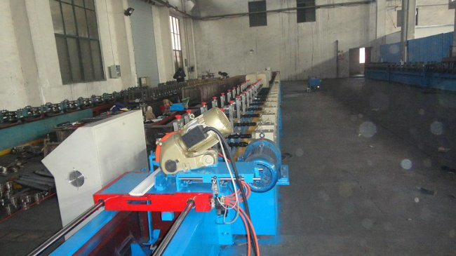 PU Foam Slat Shutter Door Cold Bending Making Machine