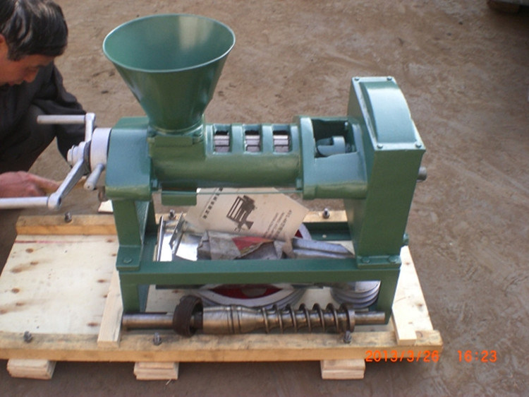 Mini Oil Press Machine (6YL-68)