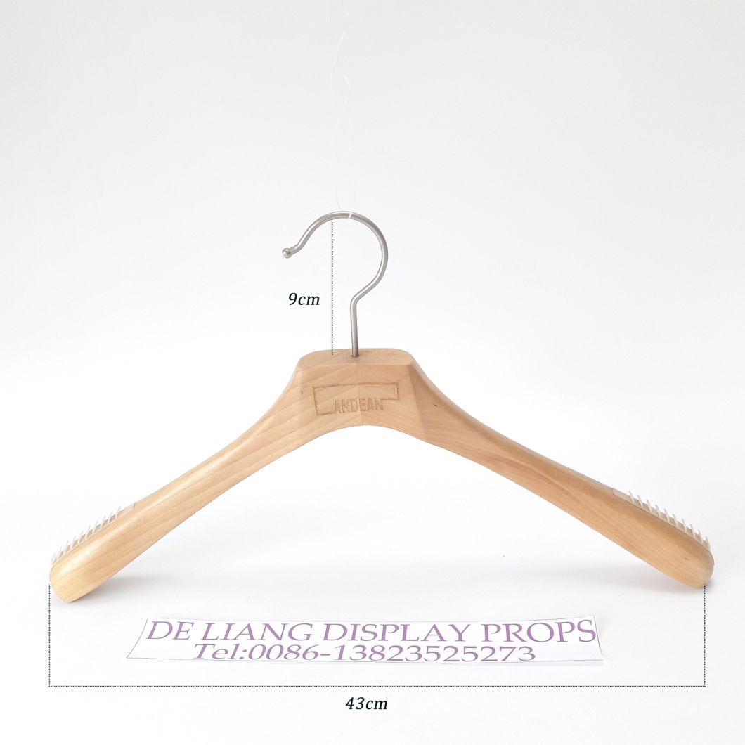 Hot Sale Wooden Hanger in Natural Wood Color