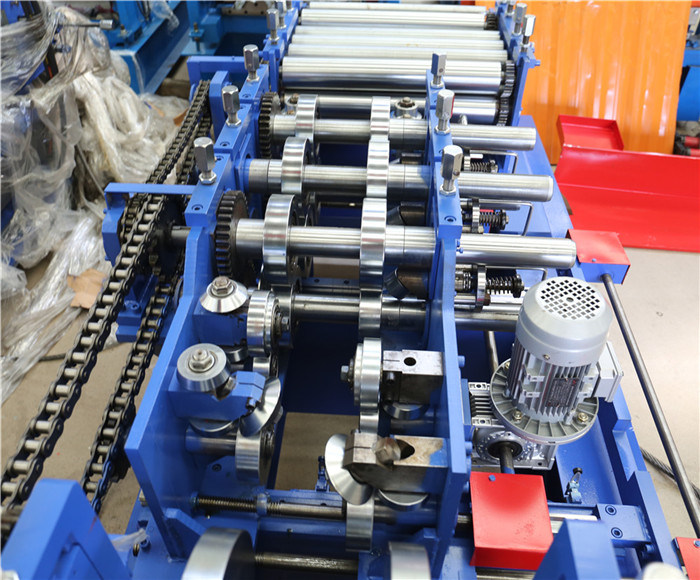 Automatic C Z Purlin Cold Roll Forming Machine