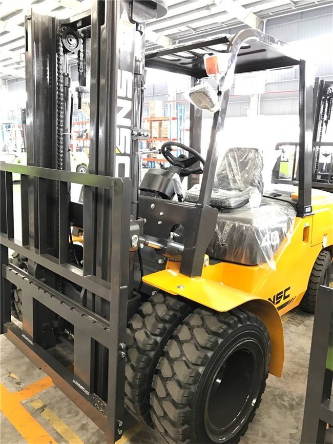 Double Tires 6m Lifting 4 Ton Diesel Forklift