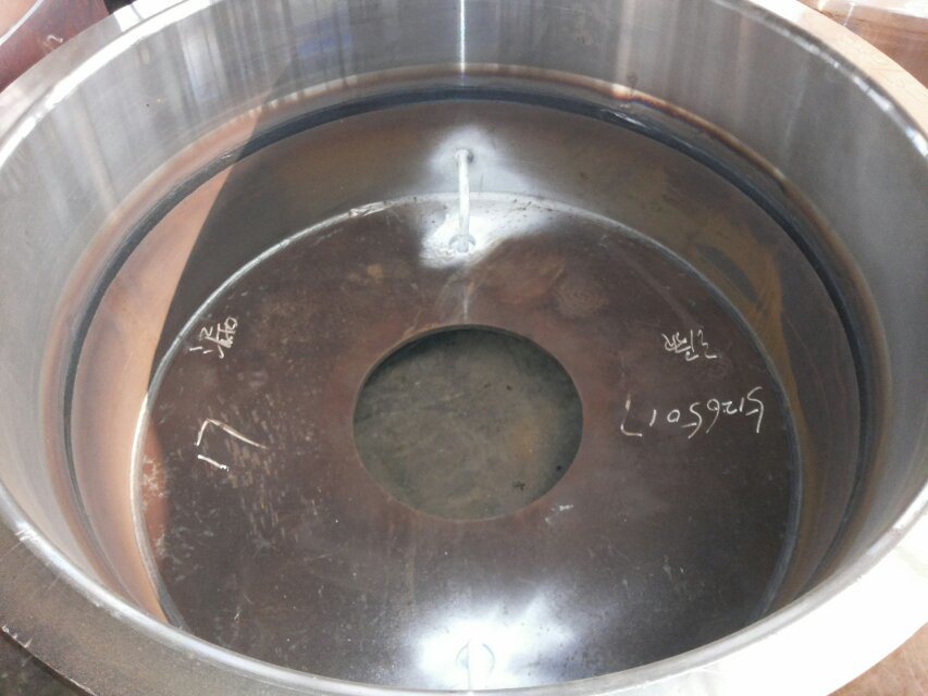 Steel Mold on Rim for Solid Tire