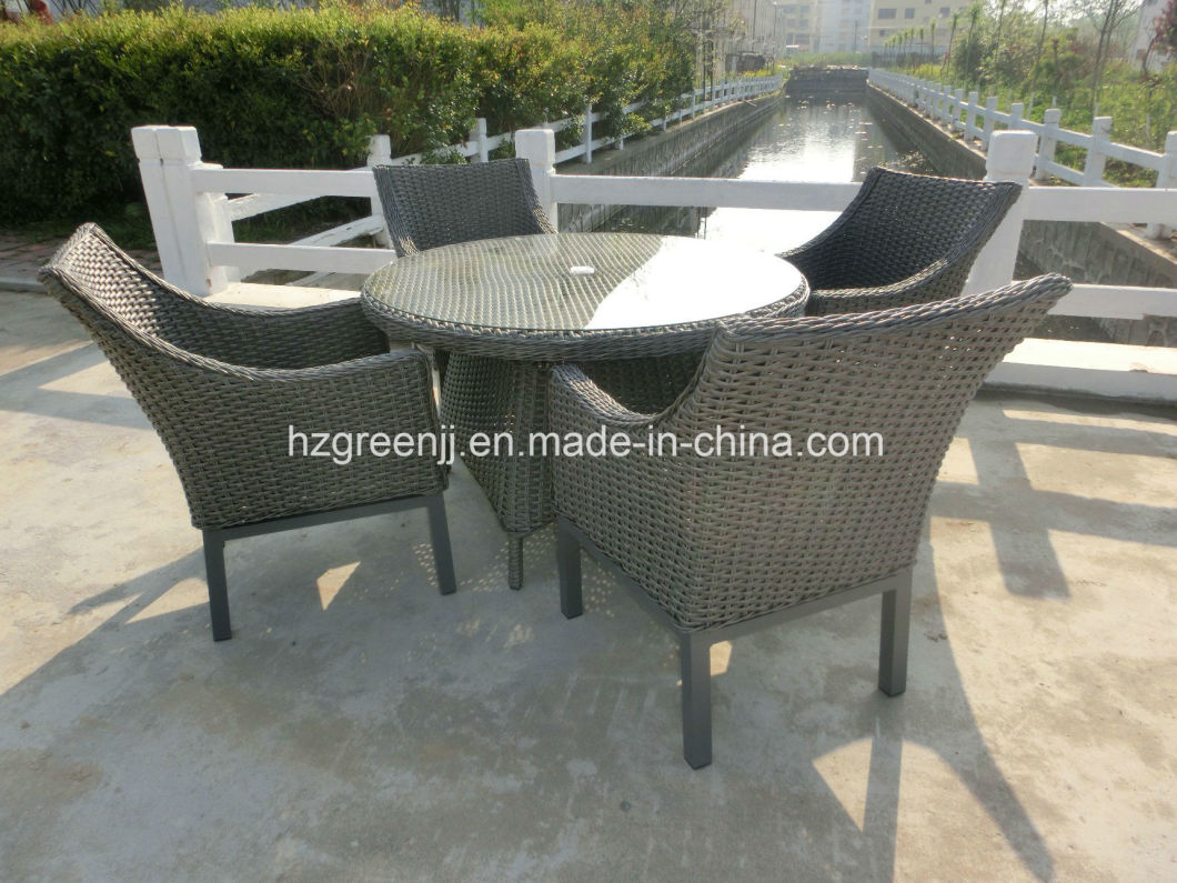 5 Pieces Round Table Arm Chairs Wicker Furniture Dining Set