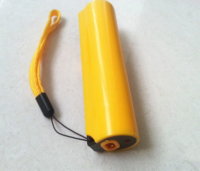 Yc-110 New Stun Guns/ Police Equipment/ Riot Flashlight