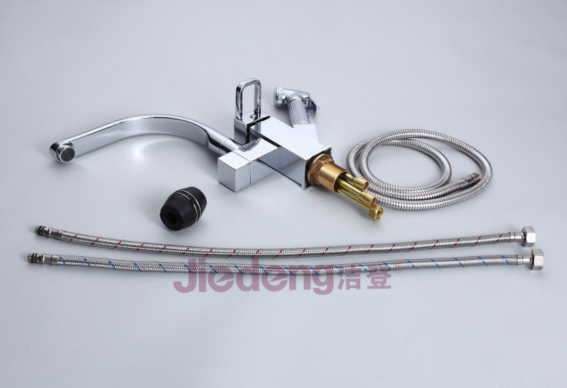Two Handle Brass Kitchen Faucet with Pull out Hand Shower (S38)