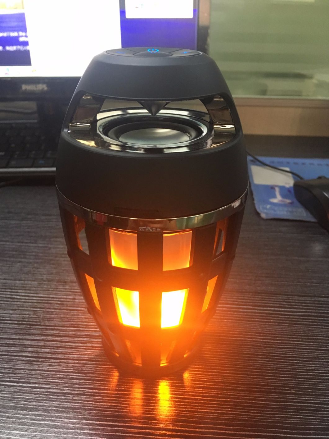 Popular LED Light Flame Dancing Lamp Smart Portable Bluetooth Speaker