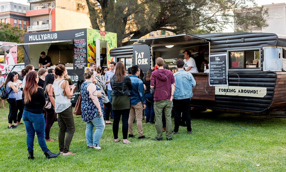 Mini Food Cart for Selling Steak Can Be Customized According to Your Requirements (CE)