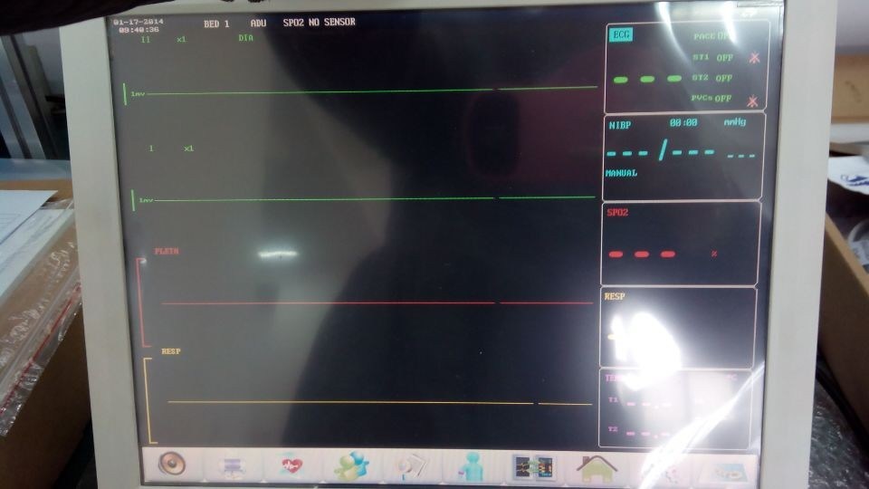 Hospital Hand-Held Multi-Parameter Patient Monitor Equipment (THR-PM900E)
