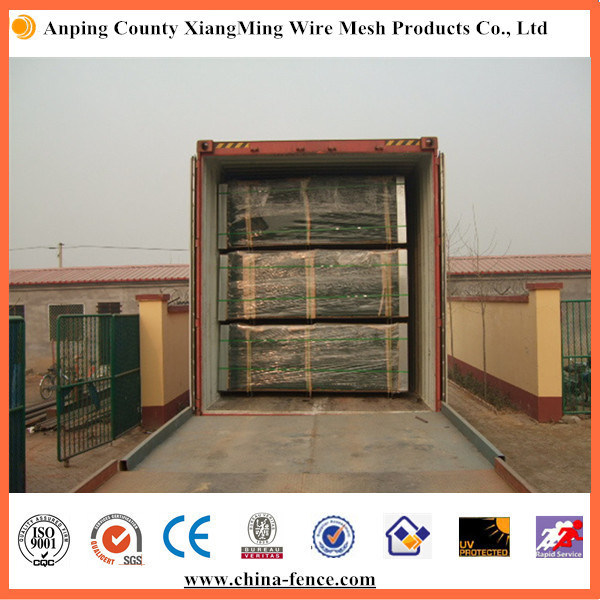 PVC Powder Coated Galvanized Metal Welded Wire Mesh Fence (XM-WMF)