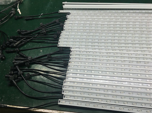 36W LED Light Bar for Hydroponic Growth